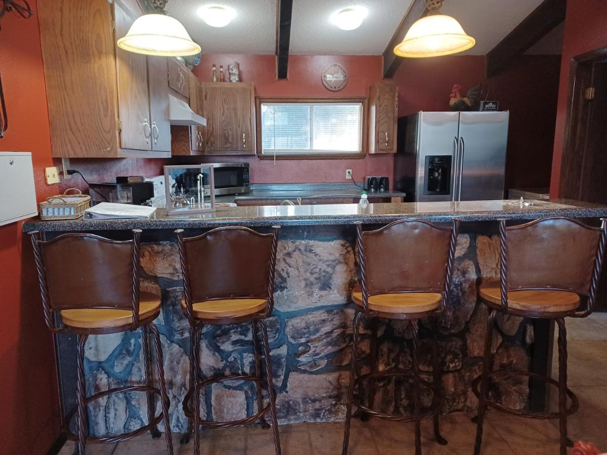 Huge Ruidoso Retreat With Game Room, Pool, 2 Balconies, 2 Kitchens - Sleeps 17! ภายนอก รูปภาพ